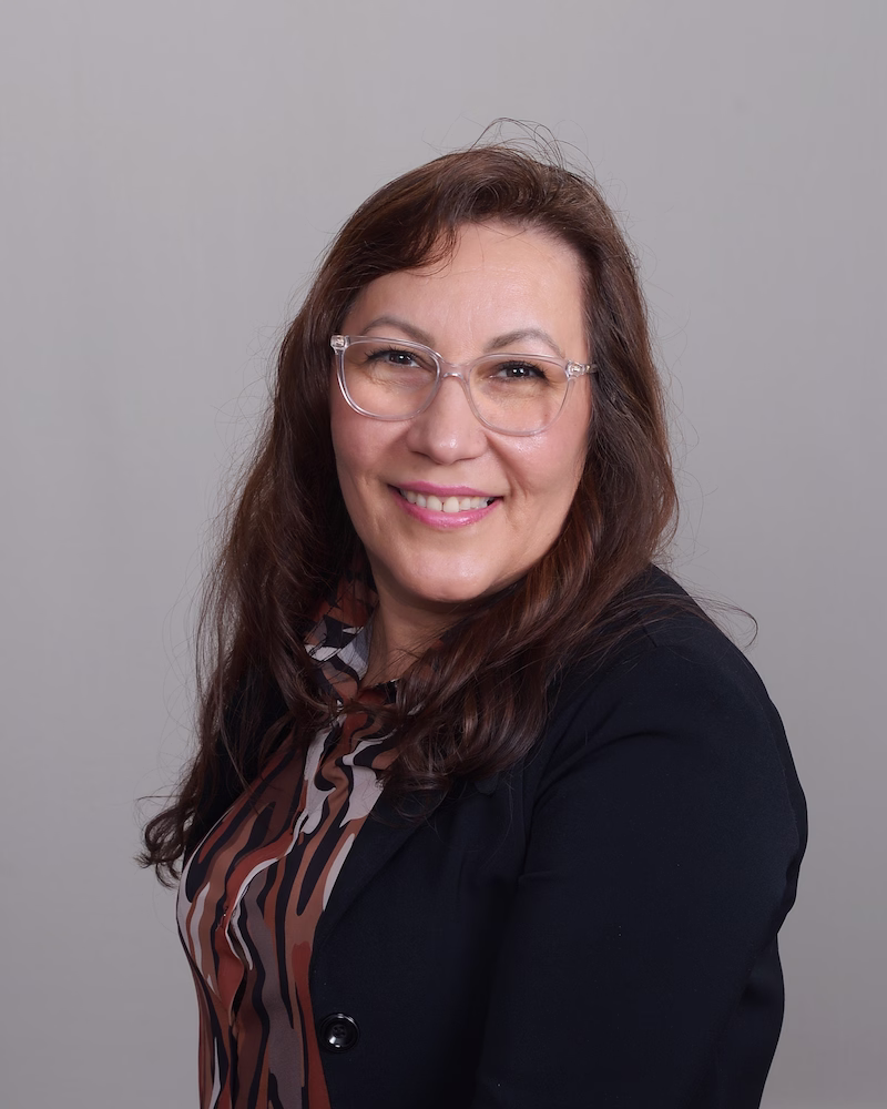 Dr. Julia
